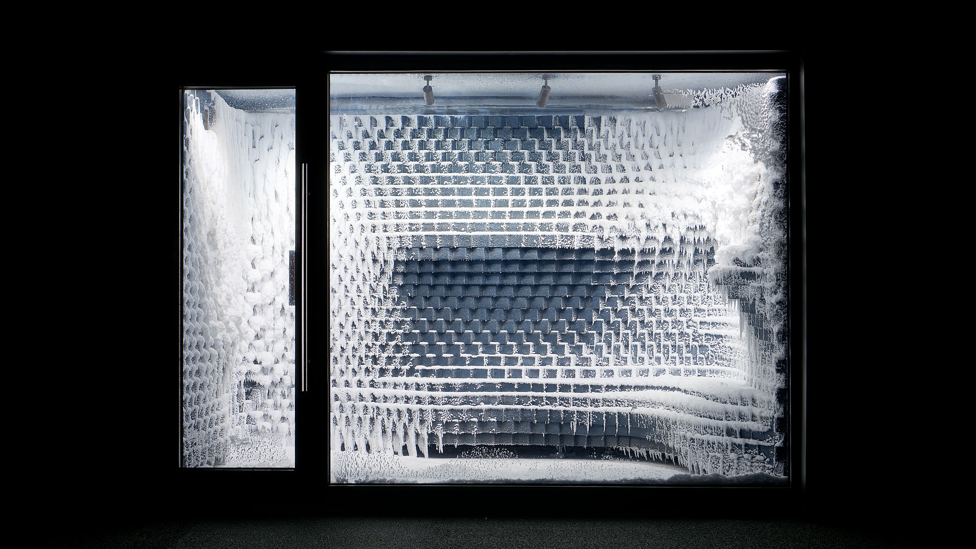 TechnoAlpin CUBIC Design Indoor Schneeraum