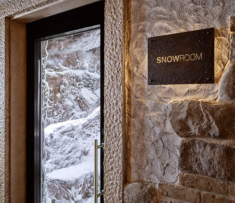 Hotel Tritone Grotta della Neve Logo SnowRoom
