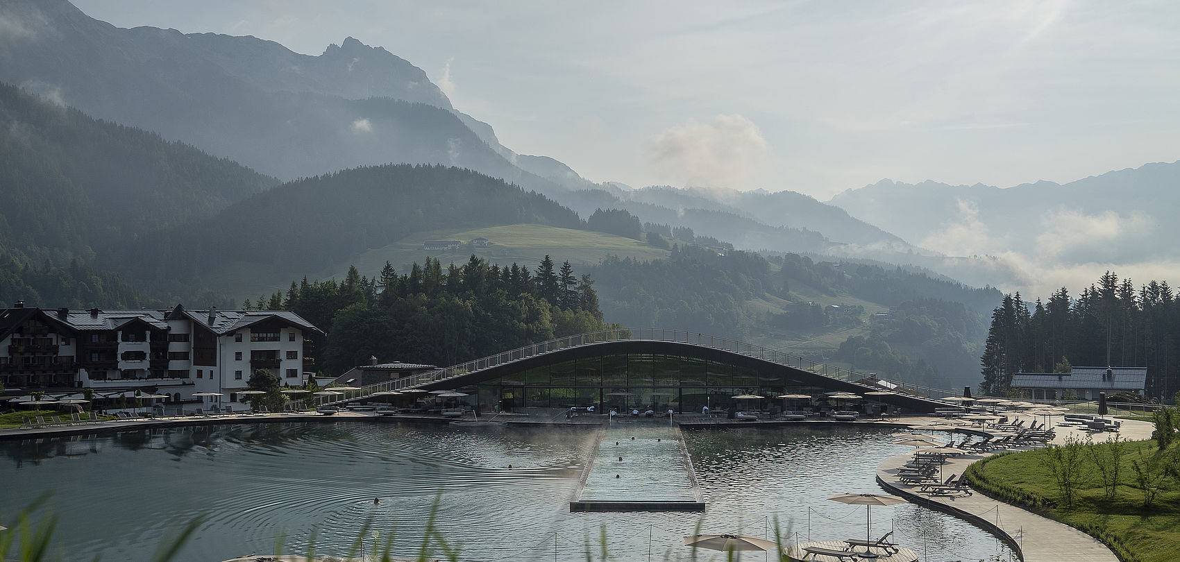 Krallerhof Hotel Sommer Frontalansicht
